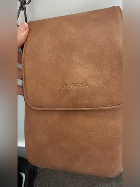 Woman Tan Leather Crossbody Bag